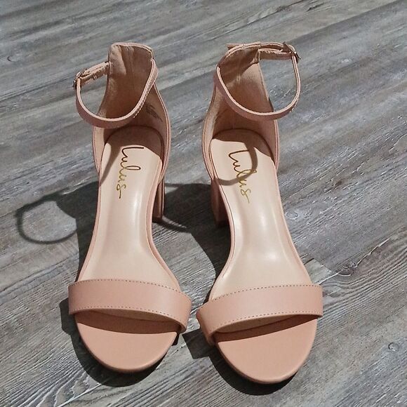 Lulus Harper Almond short block heel strappy heel open toe shoes Sz 8 NWOT - Picture 2 of 8